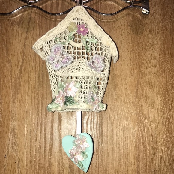 Handmade Vintage Macrame Cottage Birdhouse - Picture 2 of 16